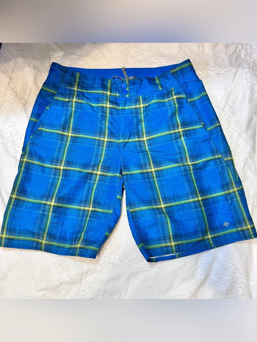 Columbia Blue Green Gray Plaid Omni Shade Sun Protection Hybrid Shorts